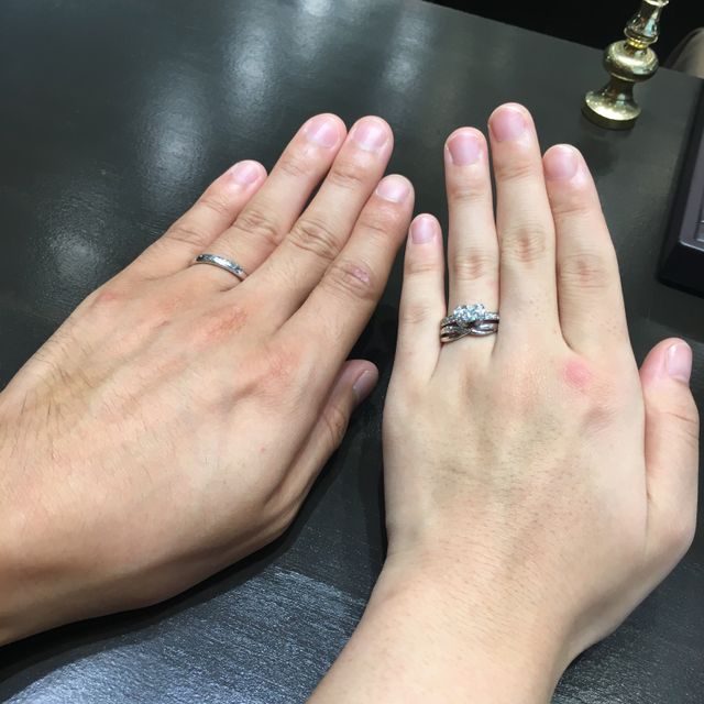 【JEWELRY  KAMATA(ジュエリーかまた)の口コミ】 付けやすさとデザインが良かったです。
婚約指輪と合わせてつけてみて劣ら…
