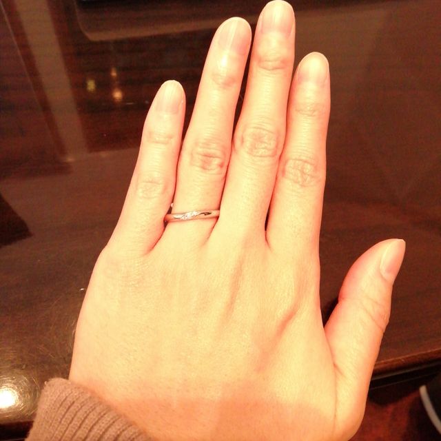 【ケイウノ ブライダル(K.UNO BRIDAL)の口コミ】 サイトを見たときから気になっていたリサータでしたが、店頭で見せてもら…