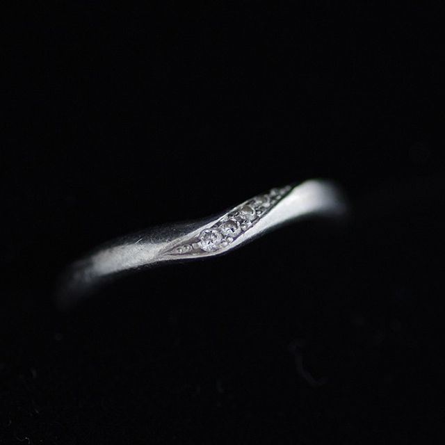 【エクセルコダイヤモンド(EXELCO DIAMOND)の口コミ】 婚約指輪をもらってなかったので　ダイアが入ってるものが良かったのです…