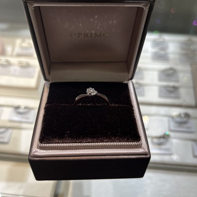 【アイプリモ(I-PRIMO)の口コミ】 プロポーズの日にちも余裕がなく、予算もありましたが、店員の方に色々と…