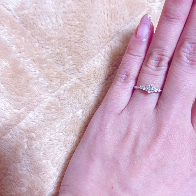 【KITAGAWA(キタガワ)の口コミ】 とにかくシンプルで長く付けられるものがよく、婚約指輪は台座とダイヤを…