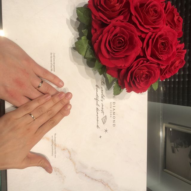 【ラザール ダイヤモンド(LAZARE DIAMOND)の口コミ】 鍛造なこと、ゴールドとプラチナのコンビネーションであること、ゴールド…