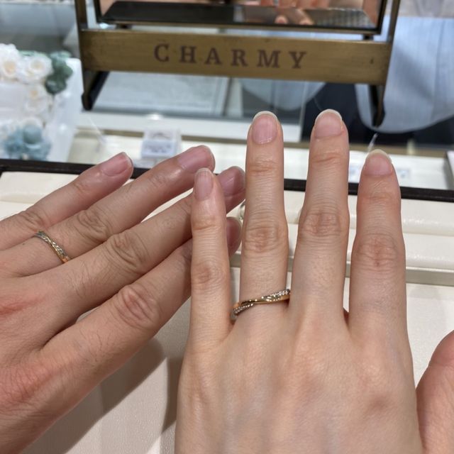 【CHARMY(チャーミー)の口コミ】 指輪のデザインは王道が多いですが、その中でもこだわりがありとても素敵…