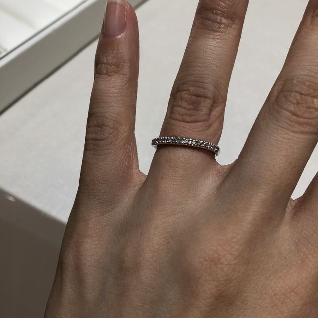 【MIKIMOTO(ミキモト)の口コミ】 ダイヤモンドの輝きがしっかりしていて、キラキラの指輪が好みの方におす…