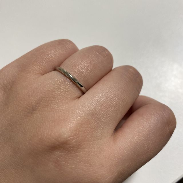 【アイプリモ(I-PRIMO)の口コミ】 デザインが細目でとても気に入りました。
男性とお揃いのブランドでは無い…