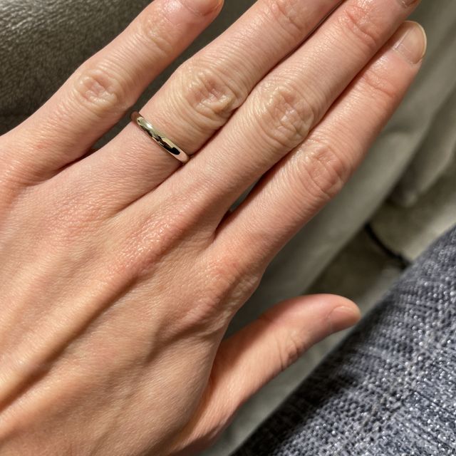 【アイプリモ(I-PRIMO)の口コミ】 ダイヤ等の装飾品がなくシンプルなデザインであったこと。
価格もリーズナ…