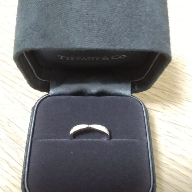 【ティファニー(Tiffany & Co.)の口コミ】 結婚指輪が先に決まっていたので、ブランドは統一しょうと決めていました…