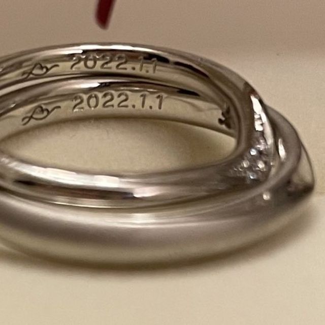 【ケイウノ ブライダル(K.UNO BRIDAL)の口コミ】 元々あったデザインから、もっとシンプルにして欲しいなど色々わがままを…