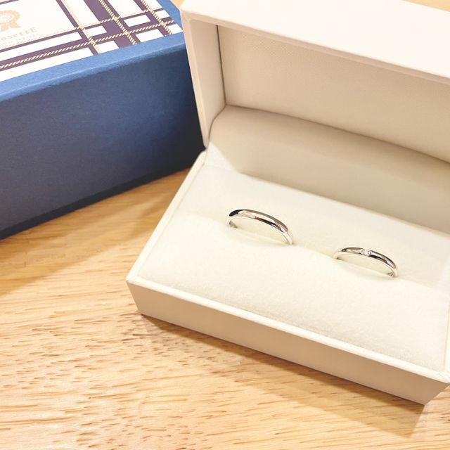 【RosettE(ロゼット)の口コミ】 シンプルな結婚指輪を探していました。希望を伝えるといくつかのブランド…