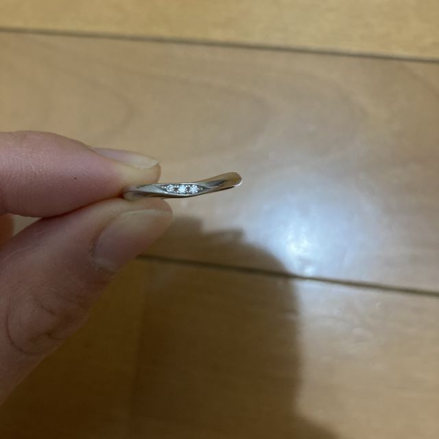 【ラザール ダイヤモンド(LAZARE DIAMOND)の口コミ】 もともと石が入っているものを希望でこだわりはありませんでしたが、実際…