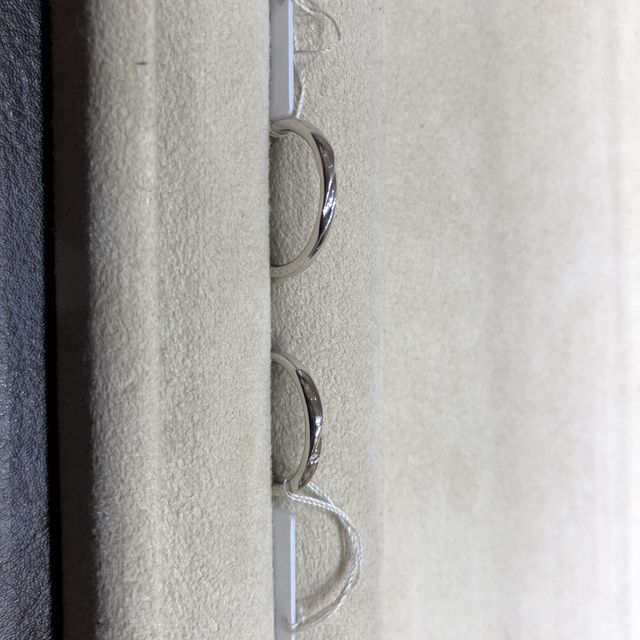 【TRECENTI(トレセンテ)の口コミ】 シンプルなデザインの指輪を探しており、いろいろ見せてもらいましたが、…