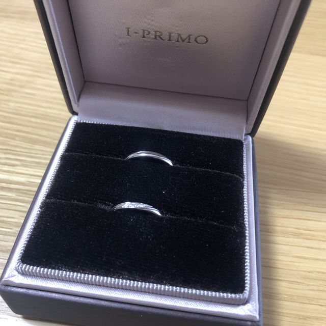 【アイプリモ(I-PRIMO)の口コミ】 指輪のデザインがストレートを希望していて、その中でも女性用のだけ3つダ…