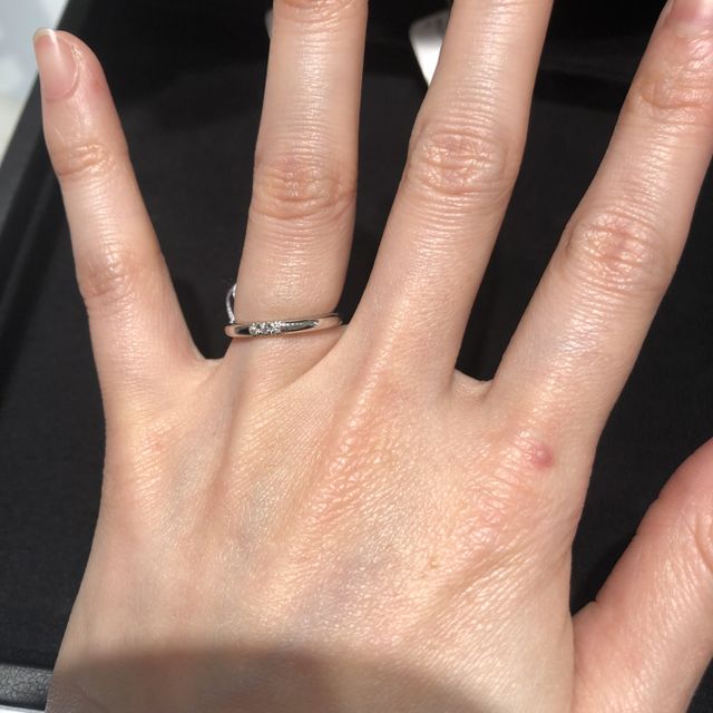 【ティファニー(Tiffany & Co.)の口コミ】 ずっと憧れだった、ティファニーの指輪を付けたいと思っていました。
毎日…