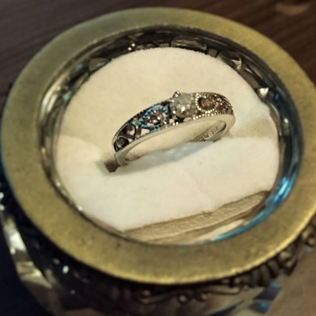 【CHER LUV(シェールラブ)の口コミ】 普段あまり指輪をしないので、いろいろとディスプレイされている指輪を見…