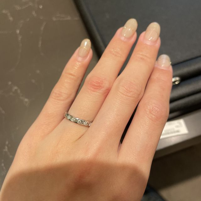 【シャネル(CHANEL)の口コミ】 結婚指輪の条件として、人と被りにくくデザイン性のあるもの、そしてダイ…