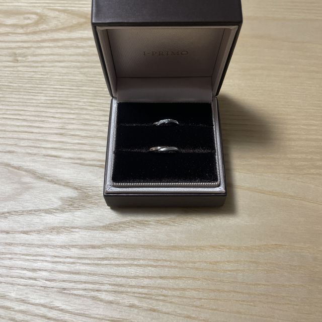 【アイプリモ(I-PRIMO)の口コミ】 ウェーブでコンビであるものを希望していましたが、なかなか好みの指輪に…