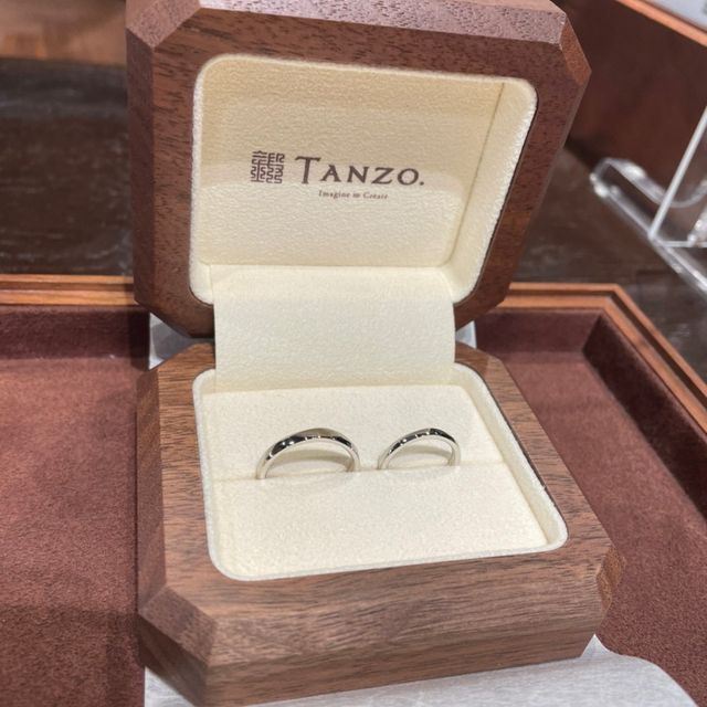 【TANZO.(鍛造指輪)の口コミ】 シンプルで少し遊び心がある指輪を探していました。シンプルなデザインに…