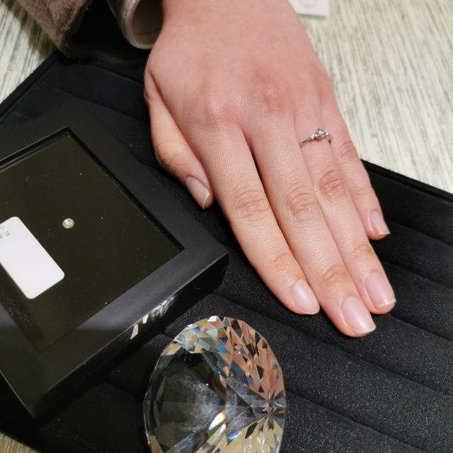 【TRECENTI(トレセンテ)の口コミ】 指輪のデザインがもともとイメージしたものと似ており、第一印象が良かっ…