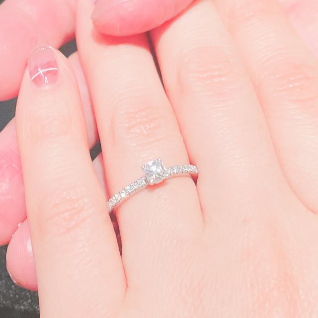 【ティファニー(Tiffany & Co.)の口コミ】 プリンセスカットというダイヤが珍しく、さらに当時新しいデザインモデル…