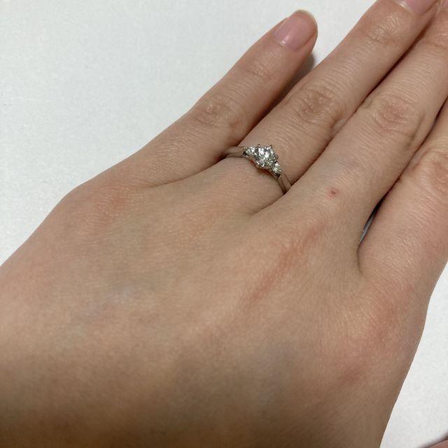 【銀座ダイヤモンドシライシの口コミ】 ダイヤモンドがとても綺麗でした。他のブランドのダイヤモンドも見ました…