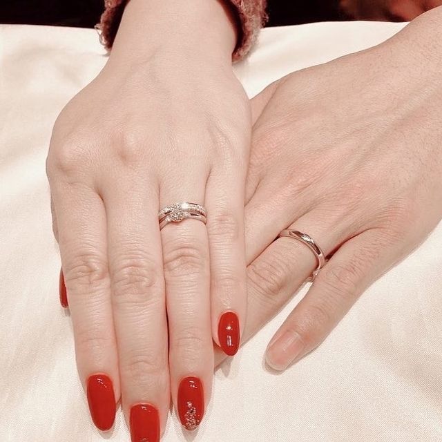 【銀座ダイヤモンドシライシの口コミ】 デザインとダイヤの輝きが決め手です。何日もかけて色んな店舗を見に行っ…