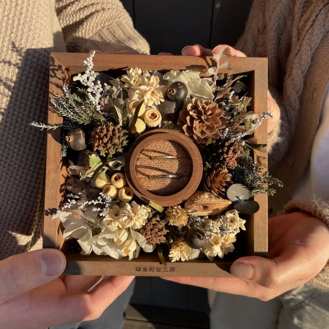 【鎌倉彫金工房の口コミ】 デザインは慎重に選びました。かなり時間がかかりましたが、一生付けるも…