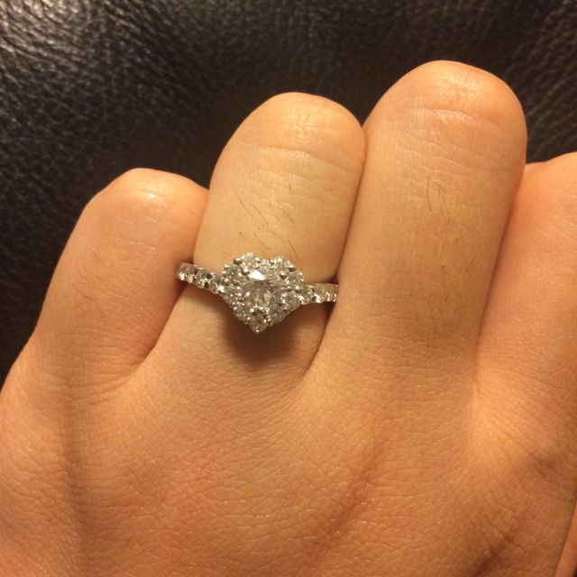 【Ponte Vecchio(ポンテヴェキオ)の口コミ】 最初はティファニーで購入するつもりで下見に行った帰り道、たまたまショ…