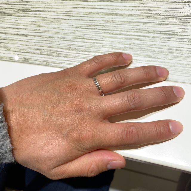 【TRECENTI(トレセンテ)の口コミ】 色んなブランドを見てまわっなかで、ミル打ち加工が素晴らしくて精巧でし…