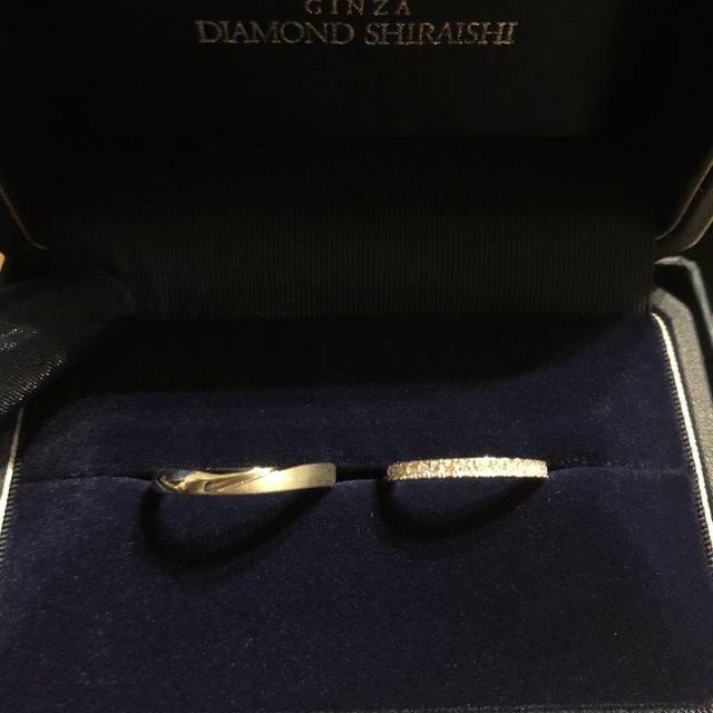 【銀座ダイヤモンドシライシの口コミ】 ストレートのハーフエタニティリングを探していました。ダイヤの輝きや指…