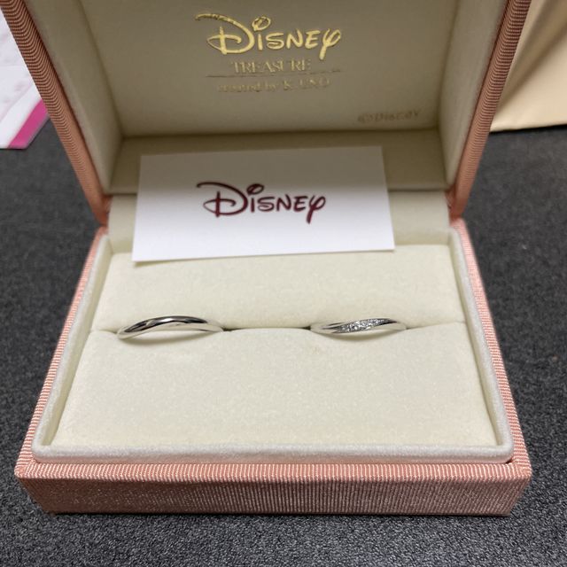 【ケイウノ ブライダル(K.UNO BRIDAL)の口コミ】 ウェーブのついた指輪のデザインがお互いに好みで指輪を決めました。スタ…