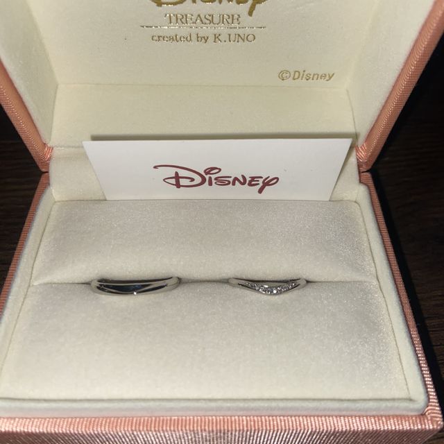 【ケイウノ ブライダル(K.UNO BRIDAL)の口コミ】 ディズニーが好きな為可愛くてディズニーの指輪がオーダーできる所を探し…