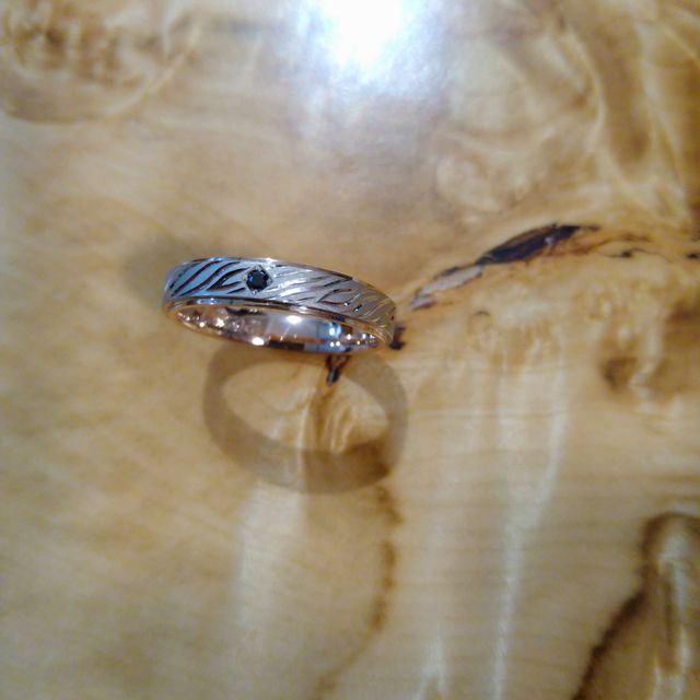 【ケイウノ ブライダル(K.UNO BRIDAL)の口コミ】 女性の方が主体的にどんな結婚指輪が欲しいとかのイメージを持ち、男性は…