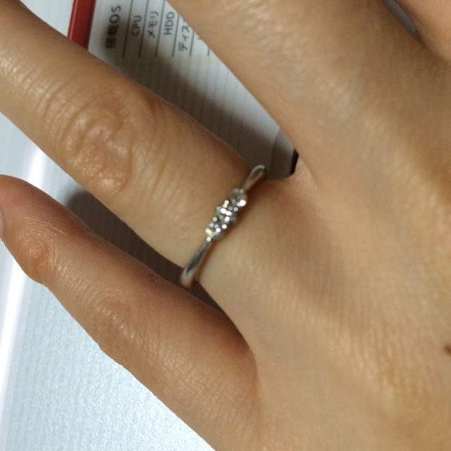 【銀座ダイヤモンドシライシの口コミ】 店員さんに自分のイメージを伝え、イメージに合うおススメのものを持って…