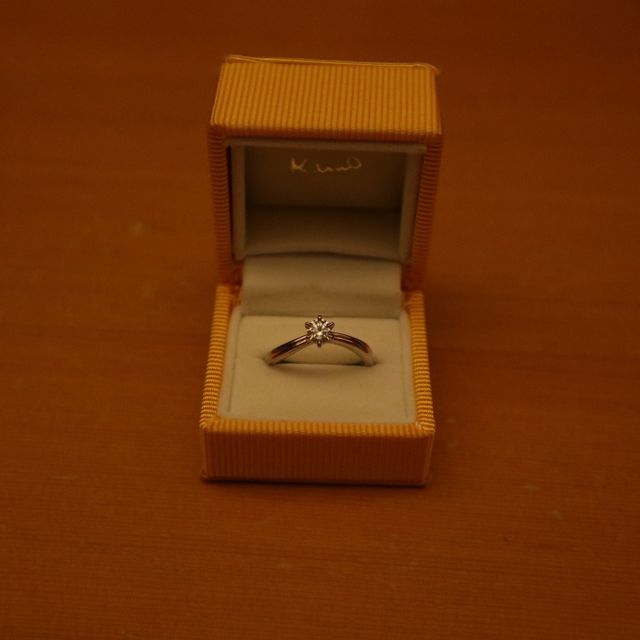 【ケイウノ ブライダル(K.UNO BRIDAL)の口コミ】 4Cが理想だったことや、価格など、希望に近かったので、この指輪にしまし…