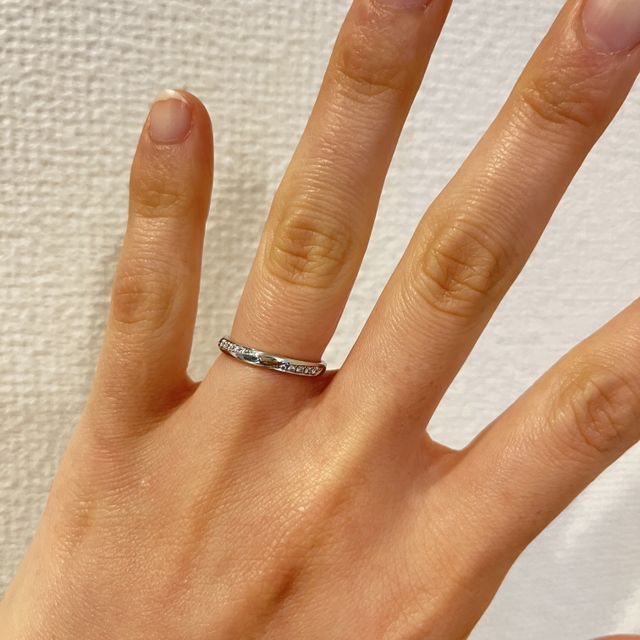【エクセルコダイヤモンド(EXELCO DIAMOND)の口コミ】 指輪のデザインが可愛くて、決めました。デザイン豊富で色々な指輪を見れ…