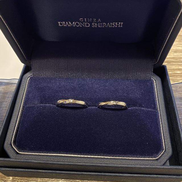 【銀座ダイヤモンドシライシの口コミ】 一生に一度の買い物のため、ある程度予算を決めて、その価格帯で様々試着…