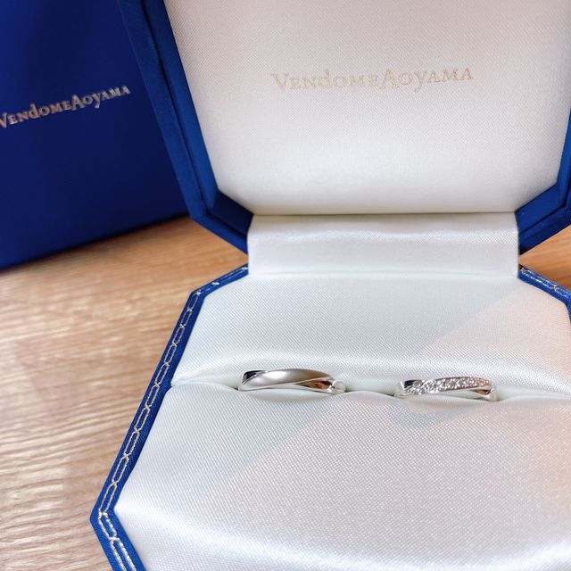 【ヴァンドーム青山(VENDOME AOYAMA)の口コミ】 指輪のデザインが気に入りました。リボンを織り込んだようなデザインです…