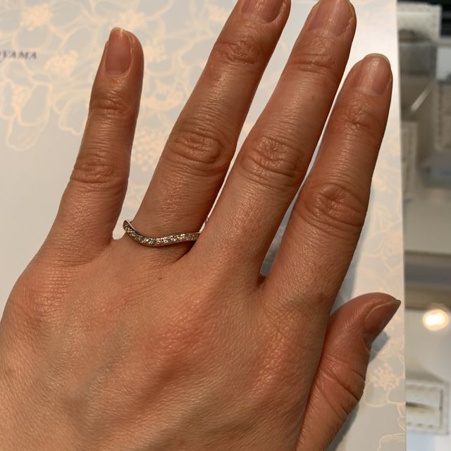 【ヴァンドーム青山(VENDOME AOYAMA)の口コミ】 他のハイブランドさんと二択で悩んでいました。
こちらで選ぶのであれば、…