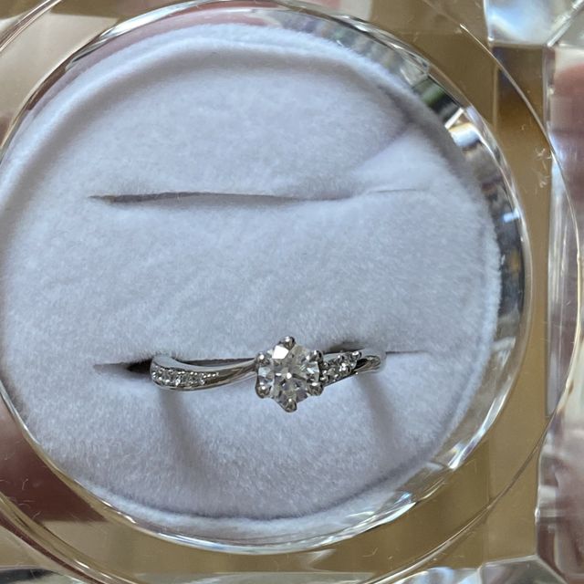 【アイプリモ(I-PRIMO)の口コミ】 デザインです！派手すぎず、シンプル過ぎないものが良かったので、iprimo…