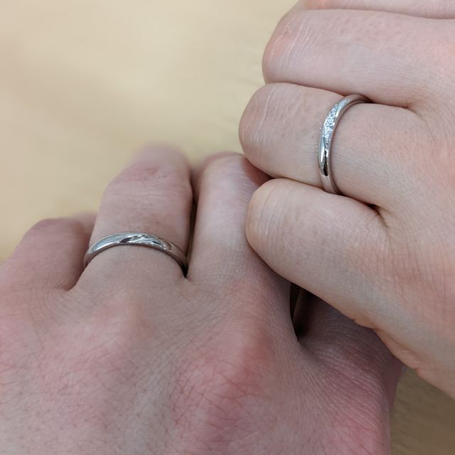 【ROYAL ASSCHER(ロイヤル・アッシャー)の口コミ】 店舗内をスタッフさんに説明いただきながら、いろんなブランド、デザイン…