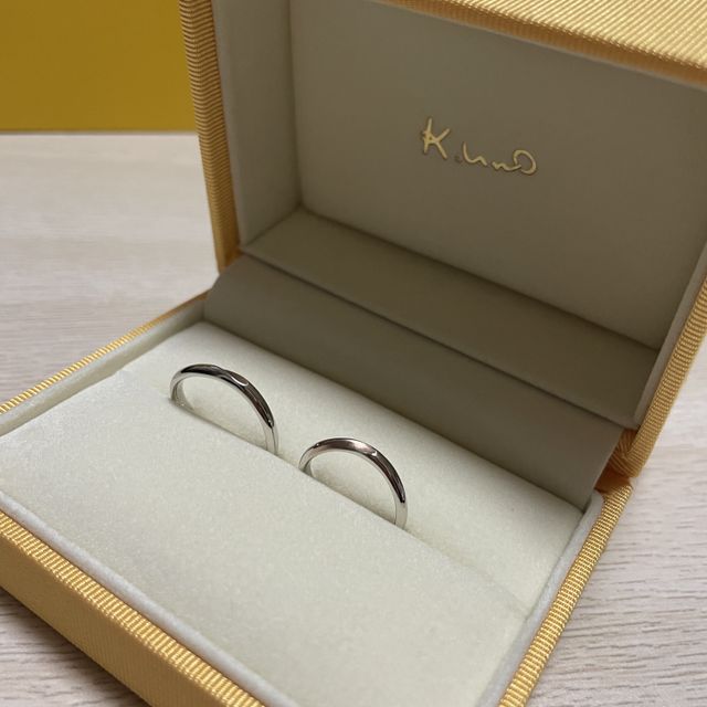 【ケイウノ ブライダル(K.UNO BRIDAL)の口コミ】 私たちはウィズハートという指輪にしました。
それぞれの指輪にハートを半…
