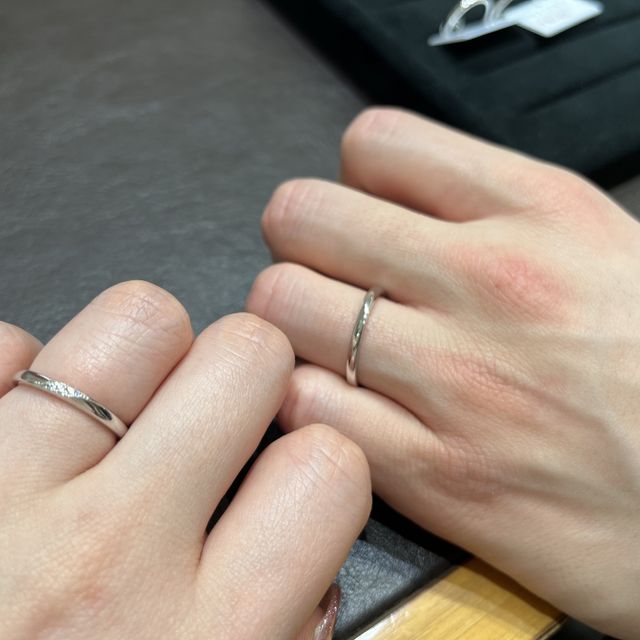 【TRECENTI(トレセンテ)の口コミ】 内側が丸みを帯びていて着け心地の良いデザインです。
丸みを帯びているの…