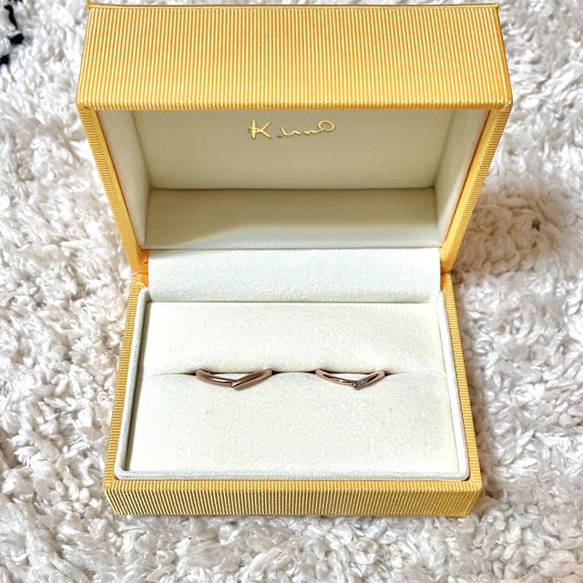 【ケイウノ ブライダル(K.UNO BRIDAL)の口コミ】 【指輪のデザイン・テイスト・素材について】
　お互いに指が細めなことも…