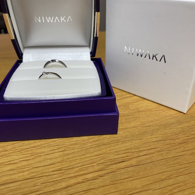 【俄(にわか)の口コミ】 にわかの結というデザインです。
男性側と女性側のデザインが少し違うので…