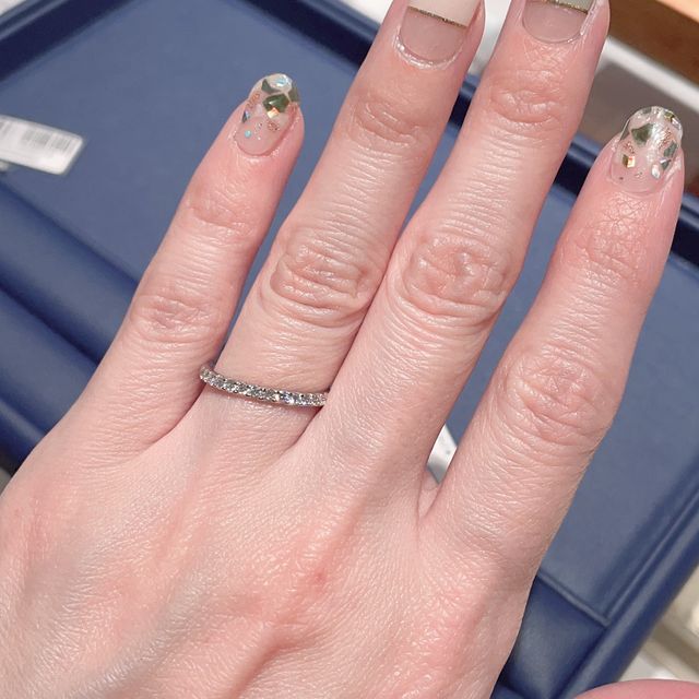 【銀座ダイヤモンドシライシの口コミ】 ハーフエタニティの指輪を探しており、複数店回りましたが指輪の幅や付け…