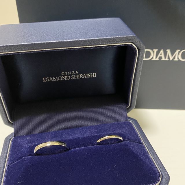 【銀座ダイヤモンドシライシの口コミ】 仕事柄、ダイヤがつくような目立つ指輪をあまりつけられないので、シンプ…