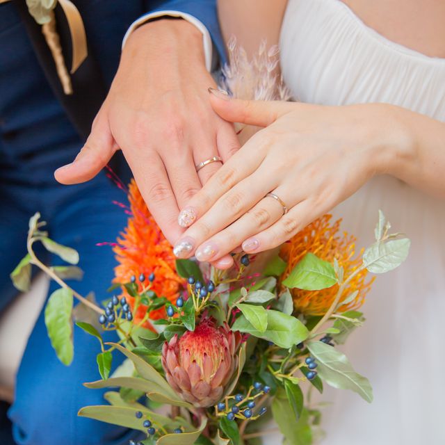 【PORTADA(ポルターダ)の口コミ】 あまりほかに見ないようなオリジナルのデザインに惹かれ購入しました。ま…