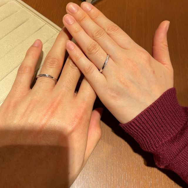 【TRECENTI(トレセンテ)の口コミ】 ダイヤモンドがキラキラ輝いて、とても綺麗でした。シンプルなデザインな…