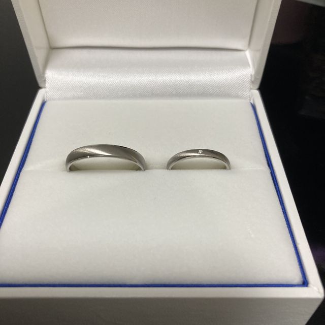 【FISCHER(フィッシャー)の口コミ】 妻の気にいる指輪をと思ってほとんど妻に任せっきりでしたが唯一自分と妻…