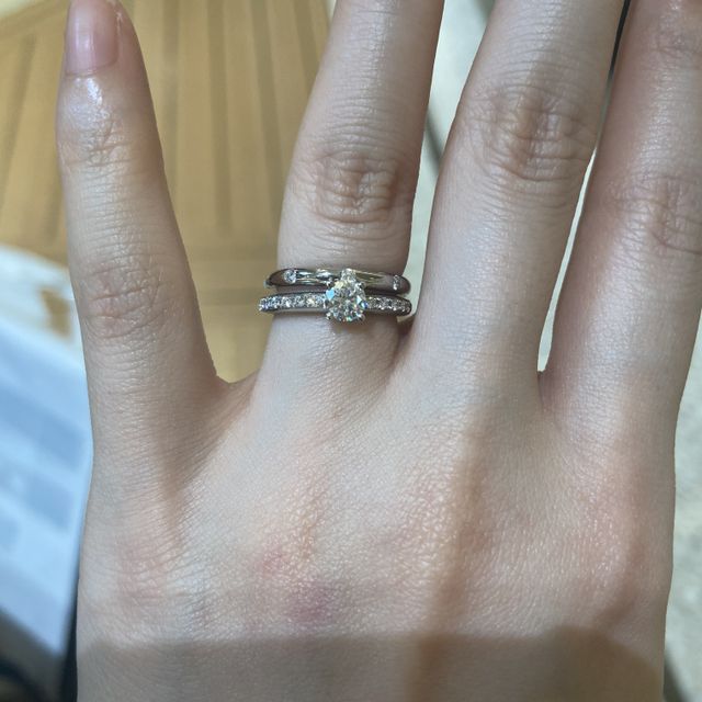 【ブルガリ(BVLGARI)の口コミ】 やはり世界的なブランドであるブルガリの指輪はキラキラしていて、テンシ…